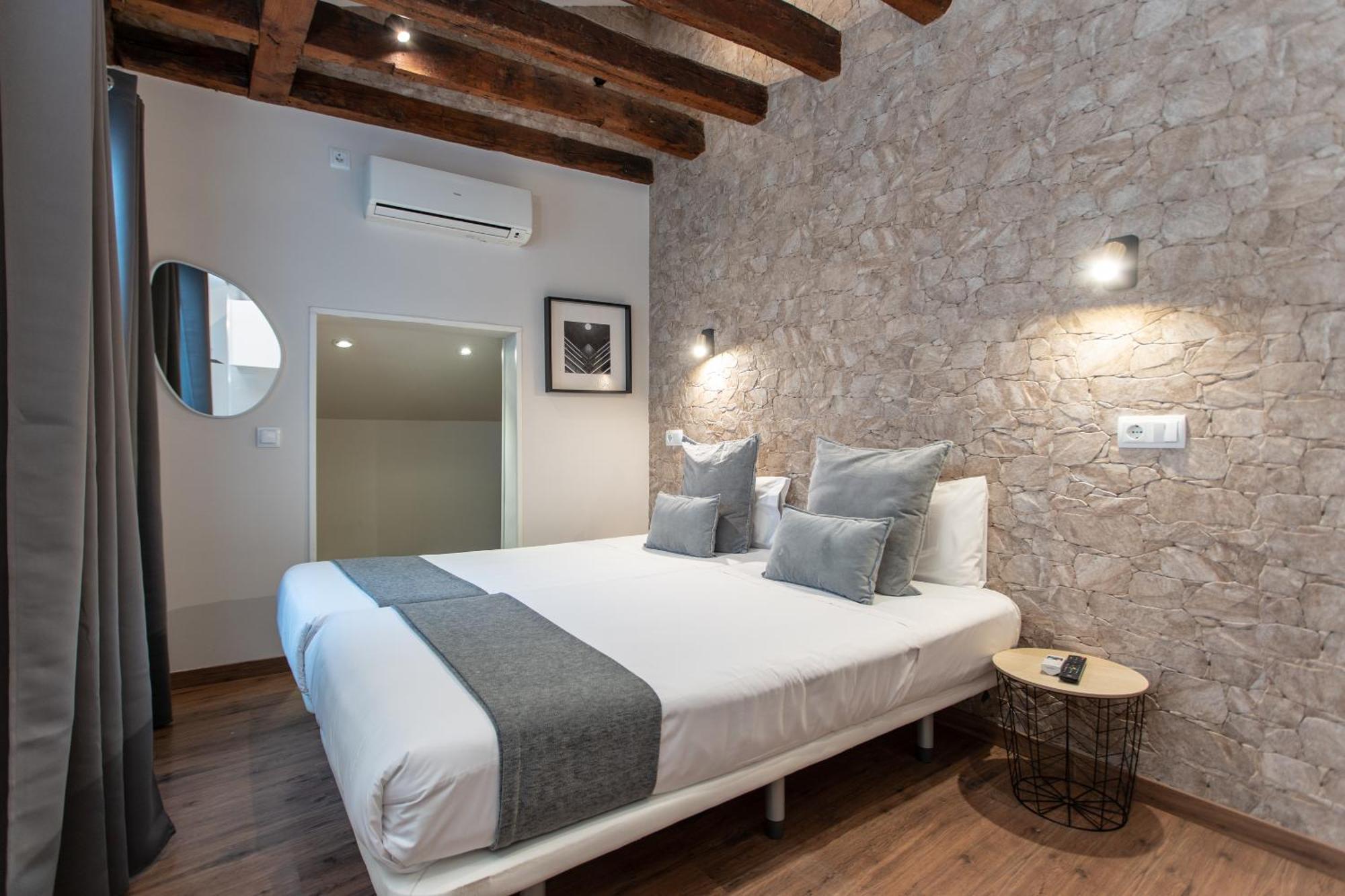 Apartamentos Nickel Madrid Exterior photo