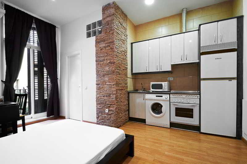 Apartamentos Nickel Madrid Exterior photo