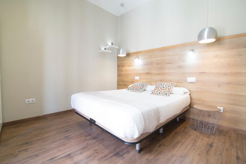 Apartamentos Nickel Madrid Exterior photo